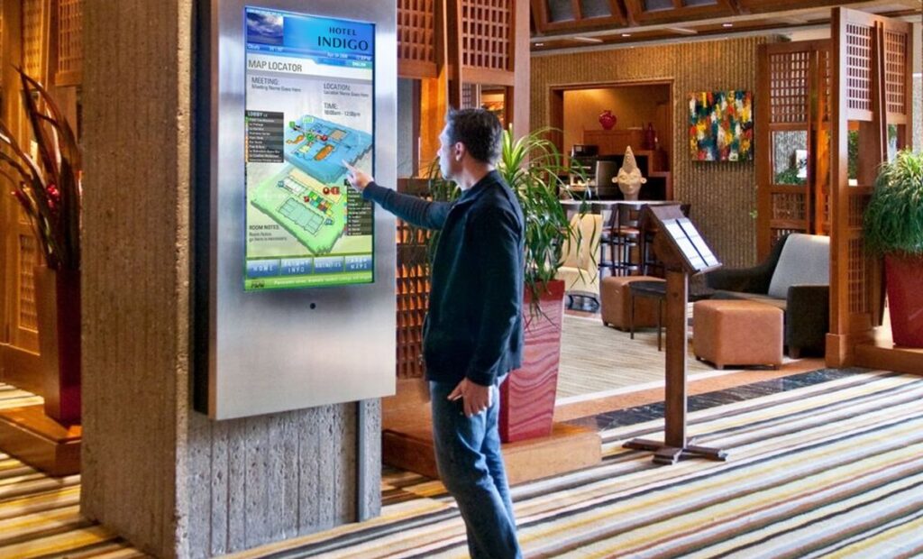 Digital Signage Solutions for Enhancing Customer Experience in Hospitality